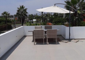 alameda poeta de la rivera, Chorrillos, 5 Habitaciones Habitaciones,5 BathroomsBathrooms,Casa,Alquiler/Venta,alameda poeta de la rivera,C-1181