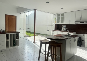 x Alameda Niña del Mar, Chorrillos, 5 Habitaciones Habitaciones,4 BathroomsBathrooms,Casa,Venta,Alameda Niña del Mar,C-1120