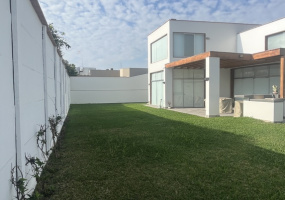x Alameda Niña del Mar, Chorrillos, 5 Habitaciones Habitaciones,4 BathroomsBathrooms,Casa,Venta,Alameda Niña del Mar,C-1120