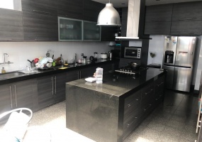 alameda poeta de la rivera, Chorrillos, 5 Habitaciones Habitaciones,5 BathroomsBathrooms,Casa,Alquiler/Venta,alameda poeta de la rivera,c-1041