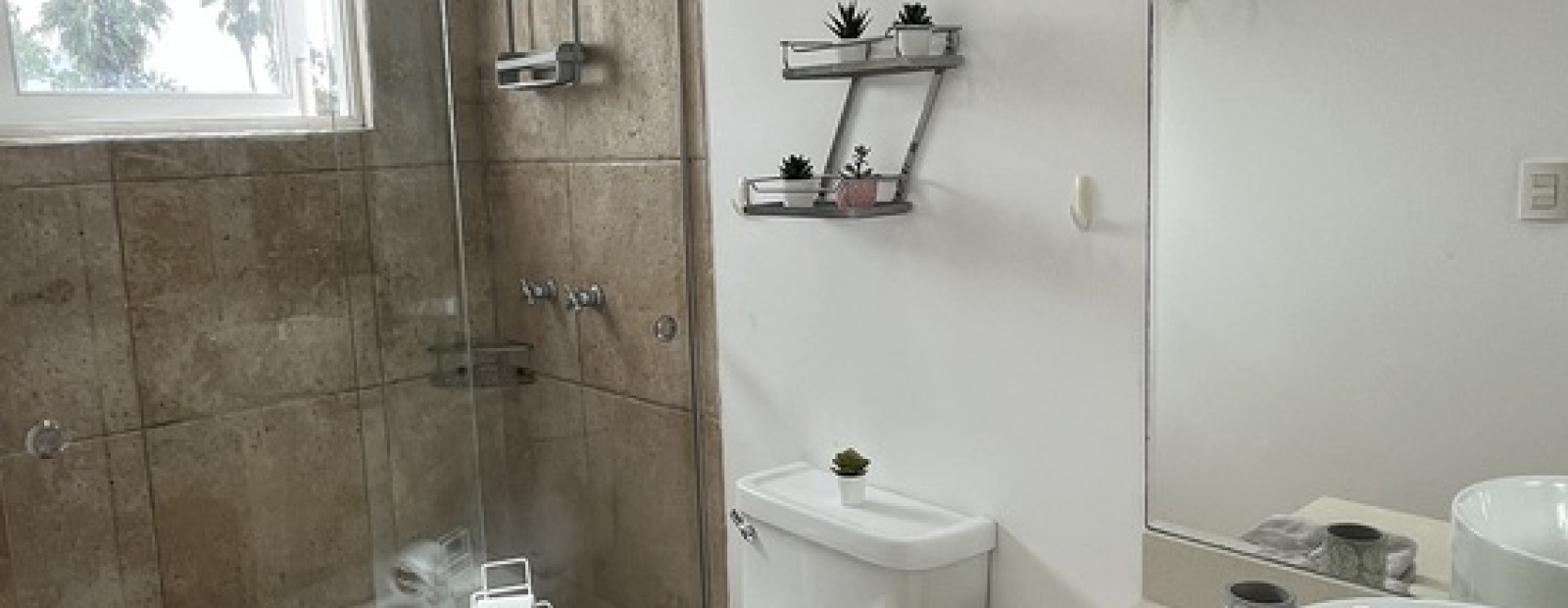 1xx Alameda La Encantada, Chorrillos, 4 Habitaciones Habitaciones,4 BathroomsBathrooms,Casa,Venta,Alameda La Encantada,C-1089
