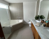 3xx Av.Reynaldo Vivanco, Surco, 4 Habitaciones Habitaciones,4 BathroomsBathrooms,Departamento,Venta,Av.Reynaldo Vivanco,D-1065