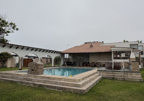 1x Alameda Poeta de la Rivera, Chorrillos, 5 Habitaciones Habitaciones,5 BathroomsBathrooms,Casa,Venta,Alameda Poeta de la Rivera,0,C-1057