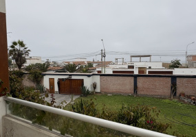 1x Alameda Poeta de la Rivera, Chorrillos, 5 Habitaciones Habitaciones,5 BathroomsBathrooms,Casa,Venta,Alameda Poeta de la Rivera,0,C-1057