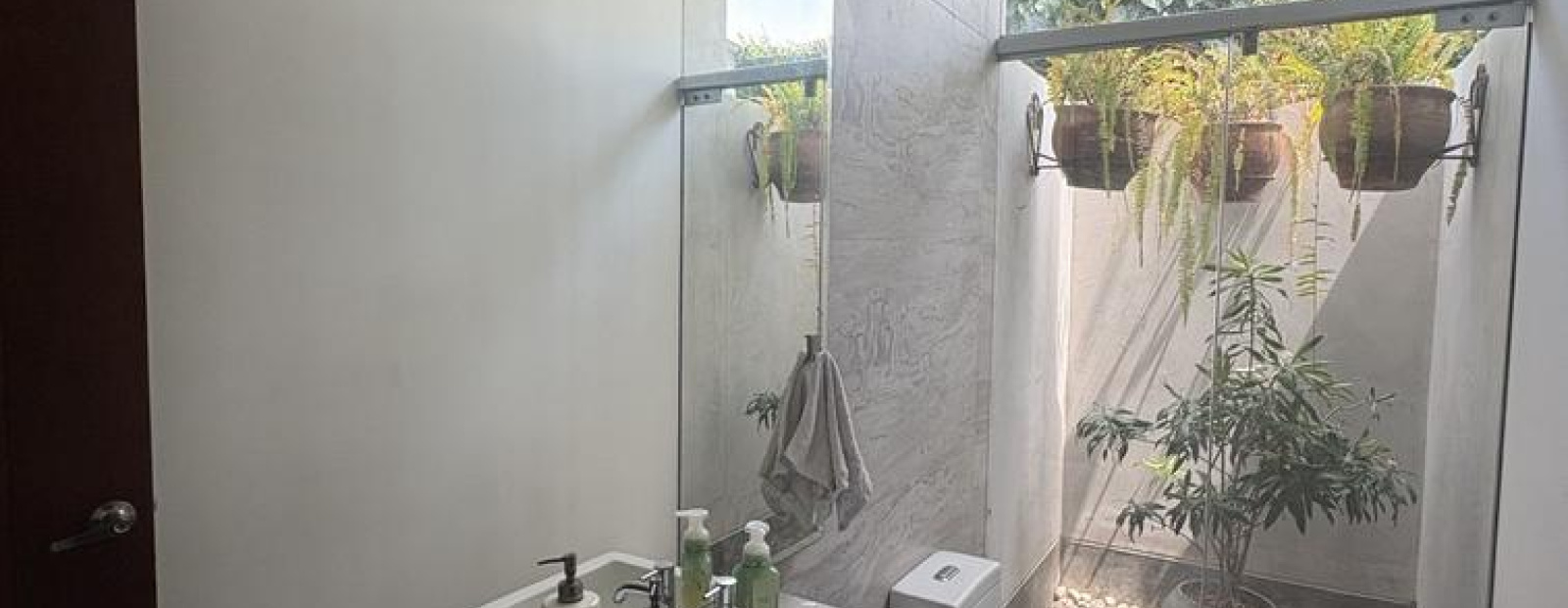 1x Alameda Hernando de lavalle, Chorrillos, 5 Habitaciones Habitaciones,5.5 BathroomsBathrooms,Casa en Condominio,Venta,Alameda Hernando de lavalle,0,C-1063