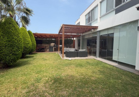 1x Alameda Hernando de lavalle, Chorrillos, 5 Habitaciones Habitaciones,5.5 BathroomsBathrooms,Casa en Condominio,Venta,Alameda Hernando de lavalle,0,C-1063