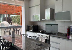 1x Alameda Hernando de lavalle, Chorrillos, 5 Habitaciones Habitaciones,5.5 BathroomsBathrooms,Casa en Condominio,Venta,Alameda Hernando de lavalle,0,C-1063