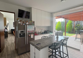 1x Alameda Hernando de lavalle, Chorrillos, 5 Habitaciones Habitaciones,5.5 BathroomsBathrooms,Casa en Condominio,Venta,Alameda Hernando de lavalle,0,C-1063