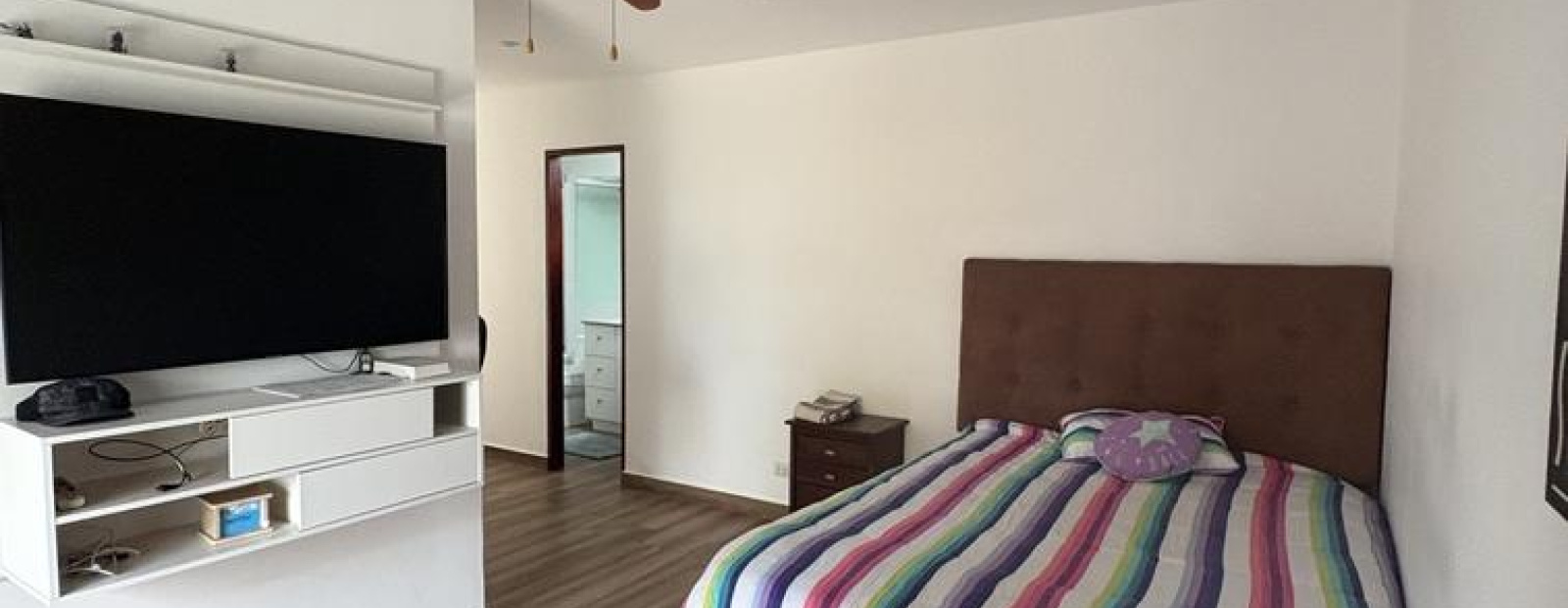 1x Alameda Hernando de lavalle, Chorrillos, 5 Habitaciones Habitaciones,5.5 BathroomsBathrooms,Casa en Condominio,Venta,Alameda Hernando de lavalle,0,C-1063