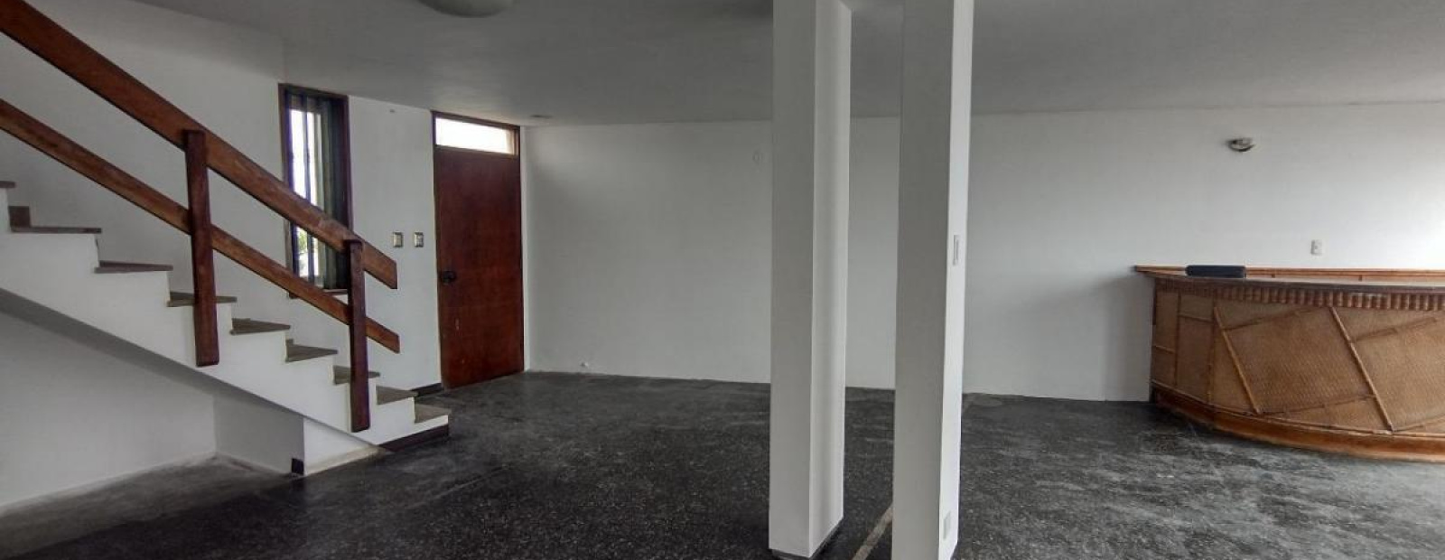 1xx Alameda Hernando lavalle, 4 Habitación Habitaciones,3 BañoBathrooms,Casa,Venta,Alameda Hernando lavalle,0,C-1069