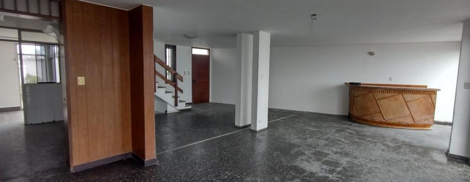 1xx Alameda Hernando lavalle, 4 Habitación Habitaciones,3 BañoBathrooms,Casa,Venta,Alameda Hernando lavalle,0,C-1069