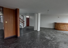 1xx Alameda Hernando lavalle, 4 Habitación Habitaciones,3 BañoBathrooms,Casa,Venta,Alameda Hernando lavalle,0,C-1069