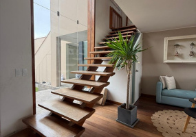 Av. Hernando lavalle, 3 Habitación Habitaciones,2 BañoBathrooms,Casa,Venta,Av. Hernando lavalle,0,C-1070 Av. Hernando lavalle, 3 Habitación Habitaciones,2 BañoBathrooms,Casa,Venta,Av. Hernando lavalle,0,C-1070
