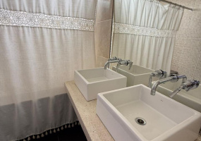 Av. Hernando lavalle, 3 Habitación Habitaciones,2 BañoBathrooms,Casa,Venta,Av. Hernando lavalle,0,C-1070 Av. Hernando lavalle, 3 Habitación Habitaciones,2 BañoBathrooms,Casa,Venta,Av. Hernando lavalle,0,C-1070